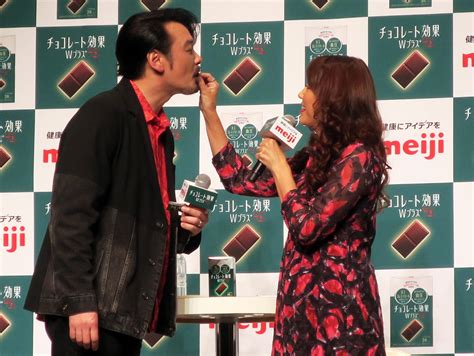 Lilico＆小田井涼平、いい夫婦の日にラブラブトーク「いつもいい男」「正月は2人きりで」 芸能写真ニュース 日刊スポーツ