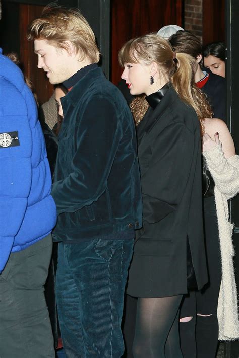 Taylor Swift And Joe Alwyn Night Out In New York 12 30 2018 Hawtcelebs