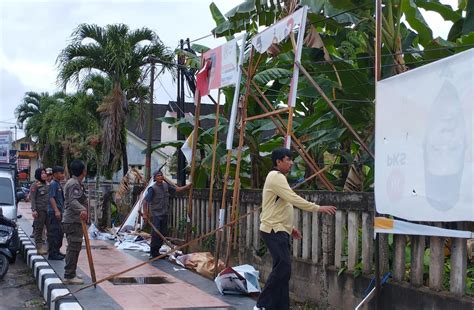 Masa Tenang Serentak 13 Kecamatan Alat Peraga Kampanye Ditertibkan