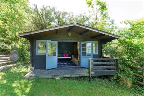 Sex Education la maison d Otis Milburn est à vendre