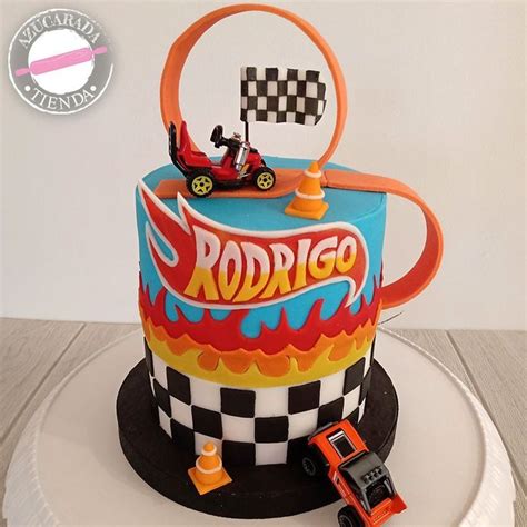 Hot Wheels Cake