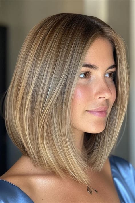 Pin By Joanna Lumanauw On Medium Hair Cut In Dark Blonde Hair