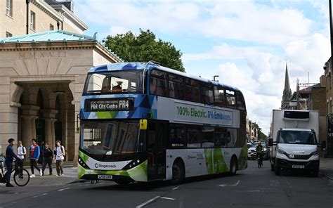 14033 E400City LF69 UXN Stagecoach 14033 Jacob Peatfield Flickr