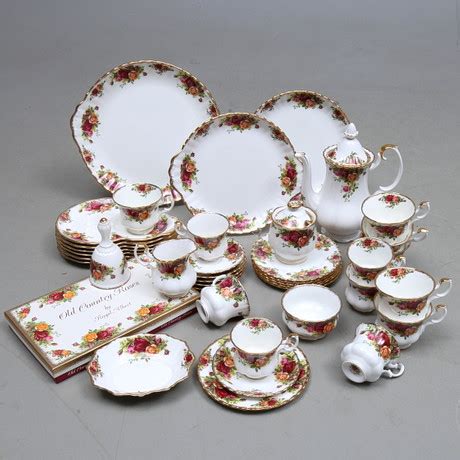 TEE UND KAFFEESET 29 Teilig Porzellan Old Country Roses Royal