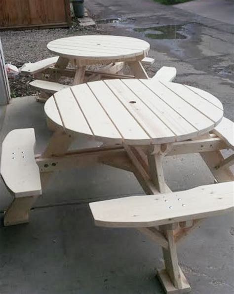 Round Picnic Table - Forest Trek Woodwork