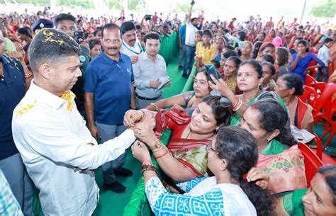 5T Secretary VK Pandian Visits Jharsuguda District