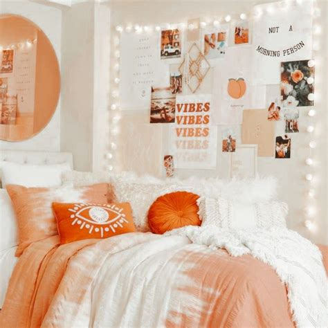 Pin by 𝐻𝑎𝑙𝑙𝑒 on room decor Boho dorm room Dorm room decor Dorm