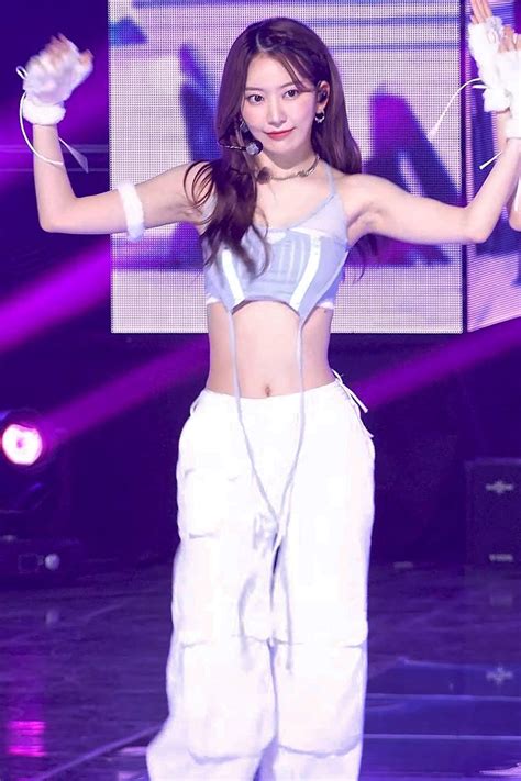 Stage Outfits Kpop Outfits Outfit Goals Kpop Aesthetic Armpits