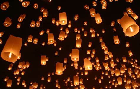 Photo Essay Yee Peng Floating Lantern Festival Chiang Mai