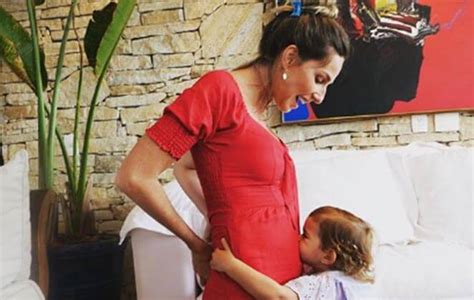 Mariana Weickert Anuncia Gravidez Explodindo De Amor Ofuxico