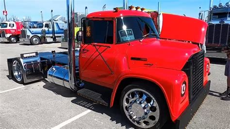 Beautiful Ih At Mats Mid America Truck Show Youtube