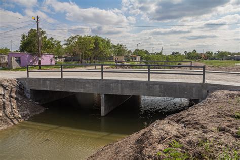 Construye Gobierno De Matamoros Puente Vehicular Sobre Dren Abelardo De