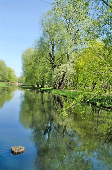 Arkadia Park in Warsaw by mariusz01 on DeviantArt