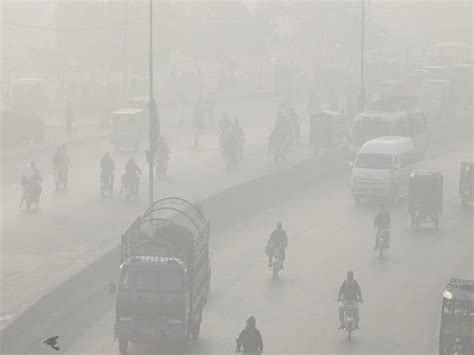 Pakistans Punjab Province Ministers Blame India For Worsening Smog As