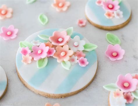 Fondant Flower Sugar Cookies