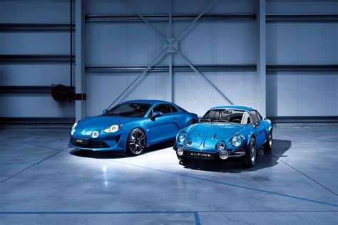 Production Alpine A Finally Revealed A Mid Engined Light