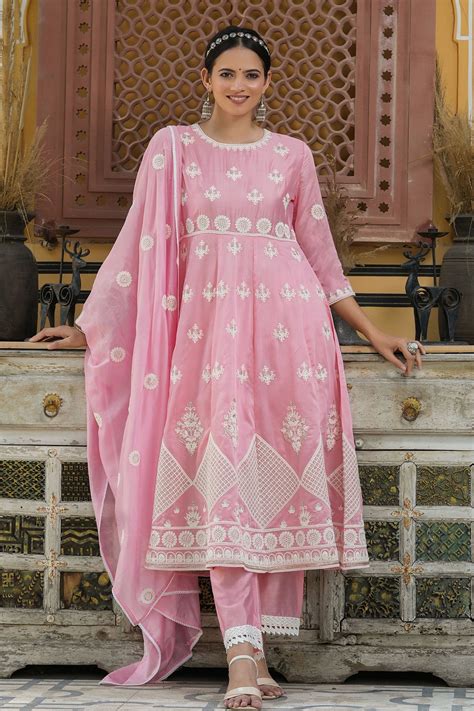 Buy Pink Chanderi Embroidered Floral Round Anarkali Pant Set For Women