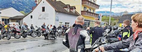 Motorradsegnung Beim Harlekin In Aigen Pfarre Irdning Aigen