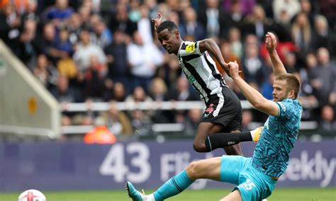 Premier League Basta Il Pareggio Il Newcastle Torna In Champions