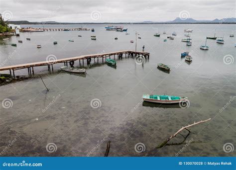 GIBARA CUBA 29 DE ENERO DE 2016 Barcos En Un Puerto En El Pueblo De