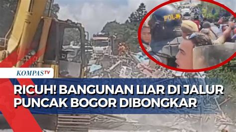 Pedagang Hadang Petugas Lakukan Pembongkaran Bangunan Liar Di