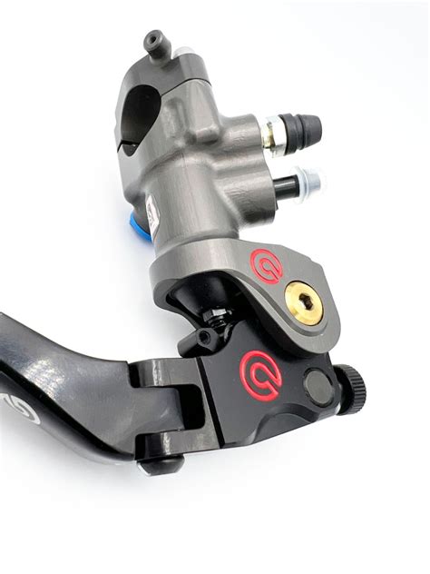 Brembo Racing Billet CNC Radial Brake Master Cylinder 19x18 XA7G7G0