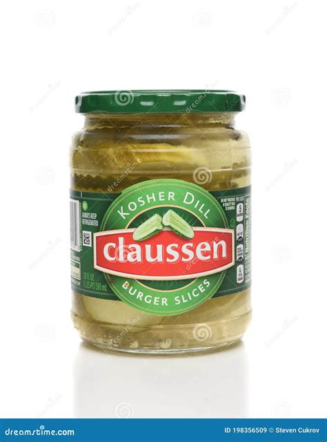 IRVINE CALIFORNIA 6 OCT 2020 A Jar Of Claussen Kosher Dill Burger