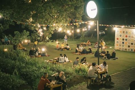 Cafe Bukit Delight Malang Tempat Santai Kekinian Dengan Konsep Unik