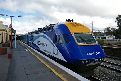 Interstate Xpt Services To Return As Nsw And Victoria Border Re Opens