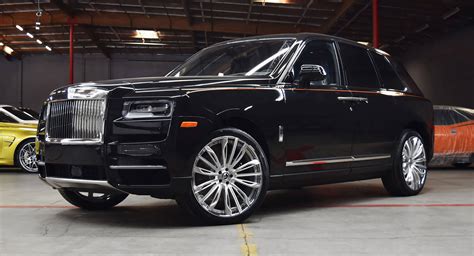 Rolls-Royce Cullinan Is Prime Real Estate For Alloy Wheel Makers ...