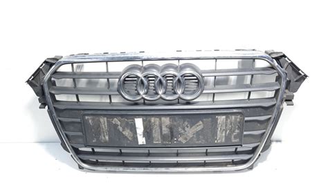 Grila Bara Fata Centrala Sus Cu Sigla Cod 8K0853651E Audi A4 Allroad