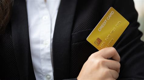 6 Tips to Ensure Corporate Card Etiquette Standards