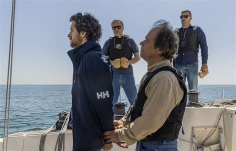 Flor Sem Tempo Vasco Encontra Mariana Inanimada No Barco