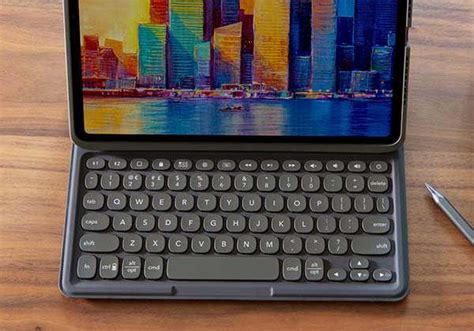 Zagg Pro Keys 10 2 Inch Ipad Wireless Keyboard With Detachable Case Gadgetsin