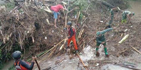 Banjir Bandang Terjang Bima Satu Warga Meninggal Dunia Merdeka