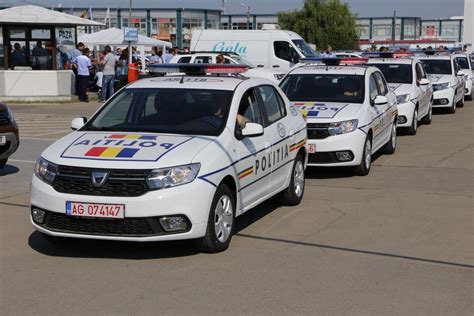 Politia Romana A Primit Autospeciale Noi Logan Si Duster Momentan