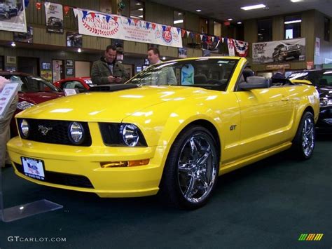 Screaming Yellow 2006 Ford Mustang Gt Premium Convertible Exterior Photo 47760325