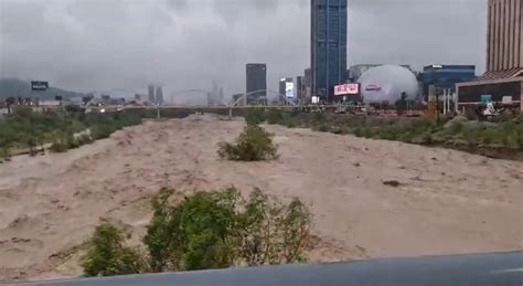 Imágenes impactantes Momento exacto en el que Río Santa Catarina se