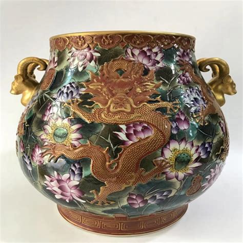 Sold at Auction: unknown, Chinese ancient porcelain vase