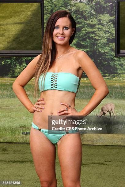 8 Hot Sexy Michelle Meyer Bikini Pics