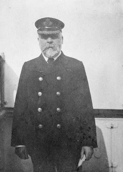 Titanics Officers Rms Titanic Captain Ej Smith