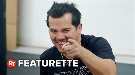 Violent Night Featurette On Set With John Leguizamo 2022 YouTube