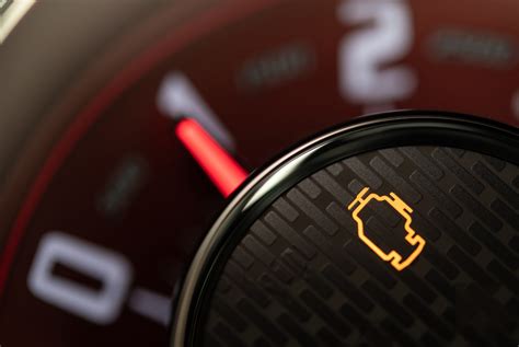 Por Qu Que Se Enciende La Luz Del Check Engine Autolab