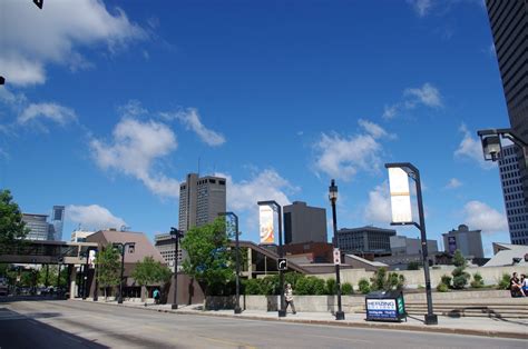 360 Main Street – Winnipeg Architecture Foundation