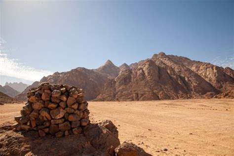 Hurghada Safari In Jeep E Cammello Con Cena E Spettacolo Di Fuoco Nel