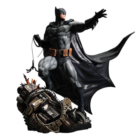 Batman Classic Series 14 Scale Statue By Xm Studios