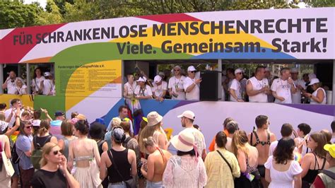 Csd In K Ln Bunte Parade Ernste Botschaft Nachrichten Wdr