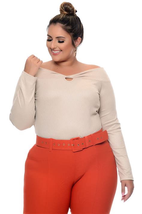 Blusa Plus Size Manga Longa Ombro A Ombro Nude Vk Moda Plus Size