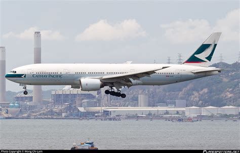 B HND Cathay Pacific Boeing 777 267 Photo By Wong Chi Lam ID 277479