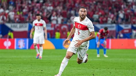 Fenerbahçe Cenk Tosun u açıkladı